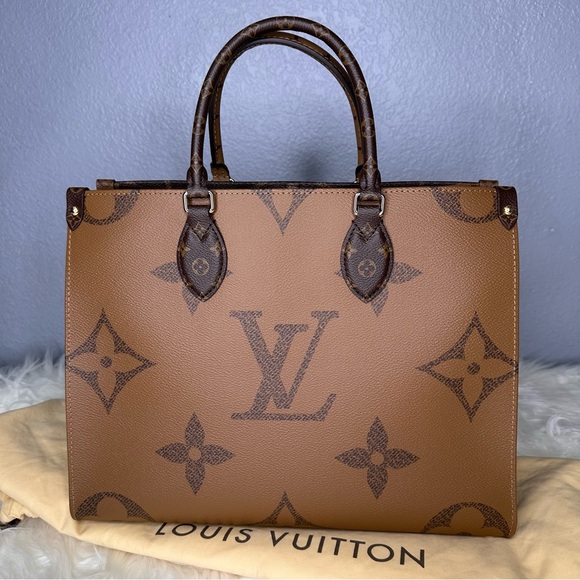 LOUIS VUITTON ON THE GO -MM Size in Monogram Reverse - Picture 2 of 16